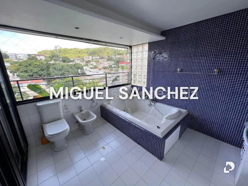 Penthouse en Cumbres de Curumo, Caracas – 19
