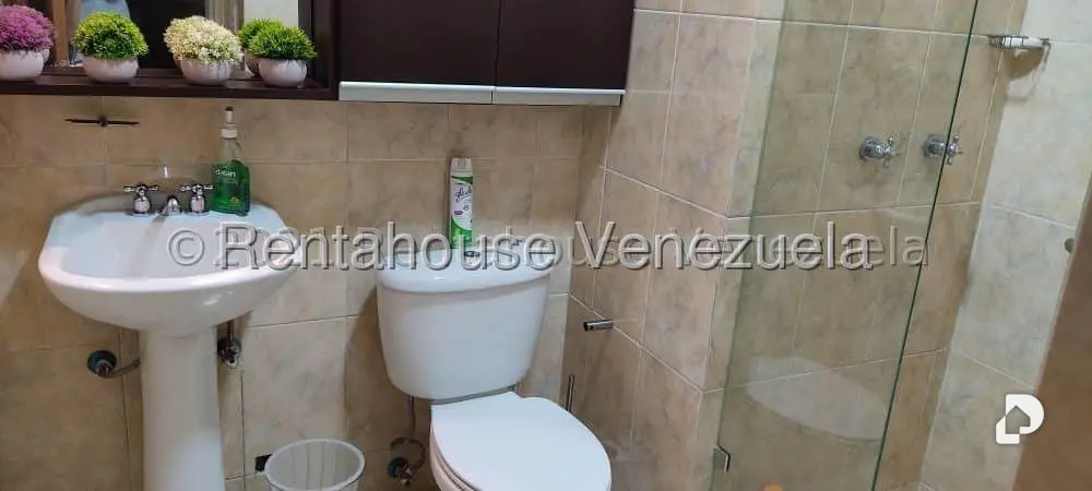 Apartamento en Oripoto, Caracas – 28