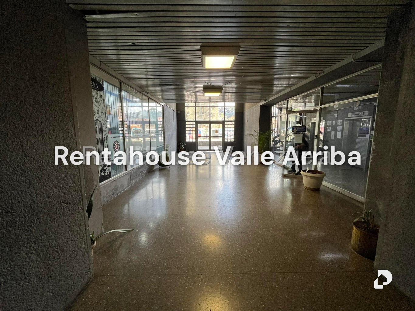 Apartamento en Parque Central, Caracas – 1