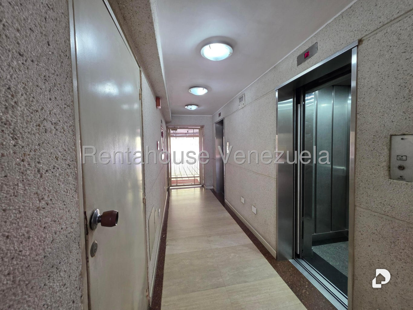 Apartamento en La Bonita, Caracas – 29