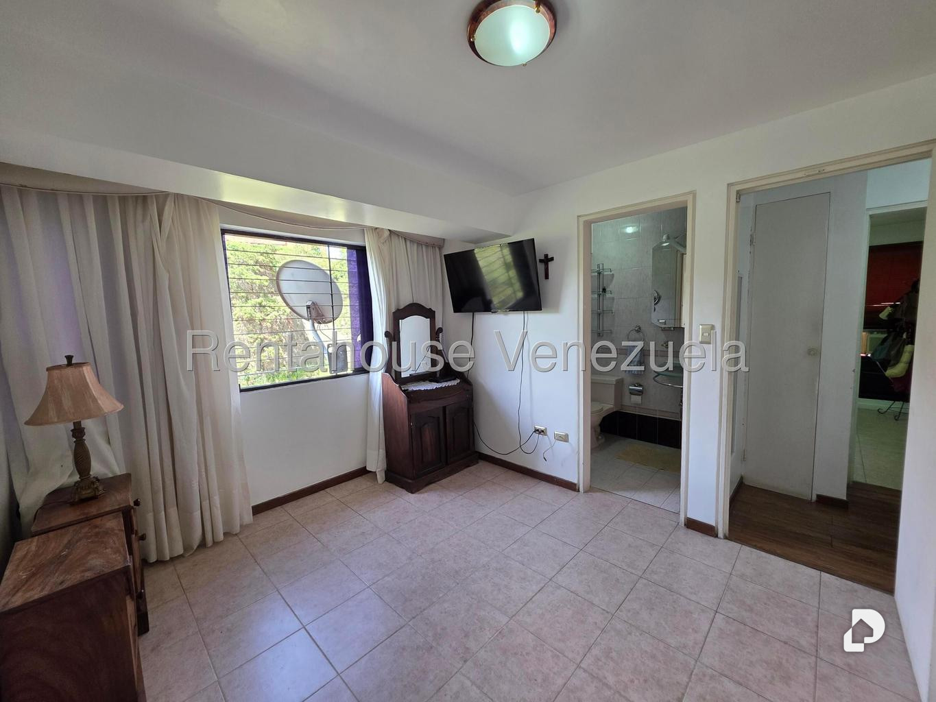 Apartamento en La Bonita, Caracas – 18