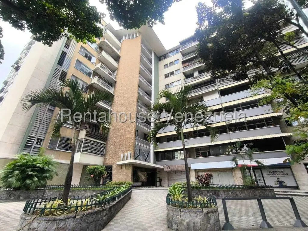 Apartamento en Altamira, Caracas - 1