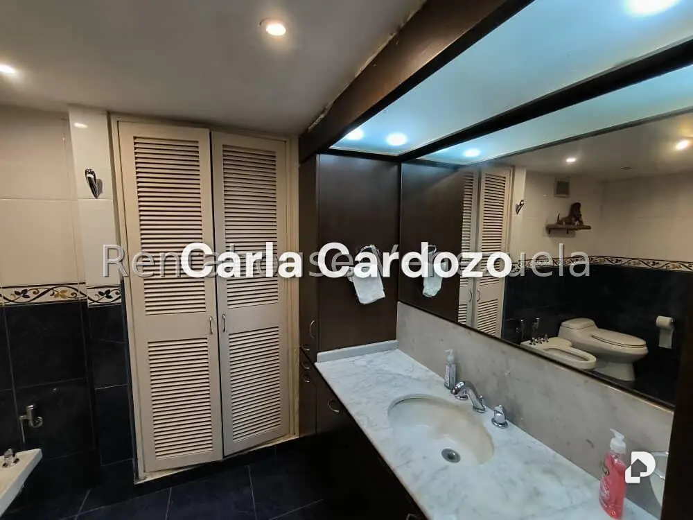 Apartamento en Altamira, Caracas – 18