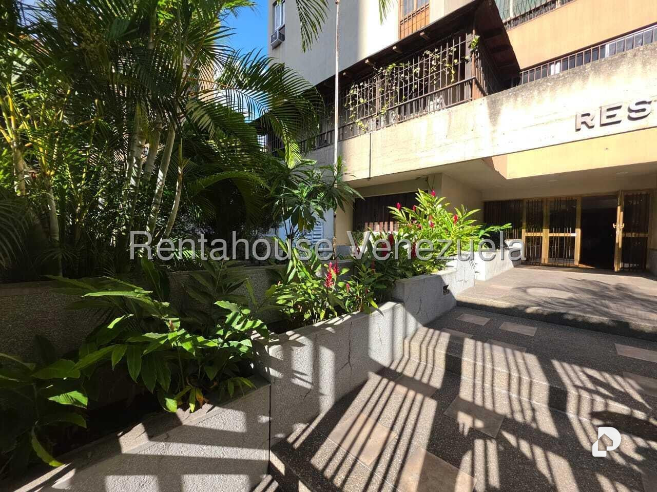 Apartamento en La Urbina, Caracas – 24