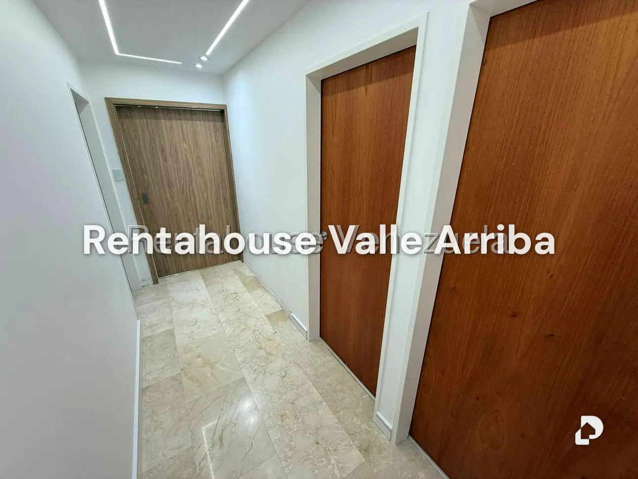 Apartamento en Santa Fe Sur, Caracas – 12