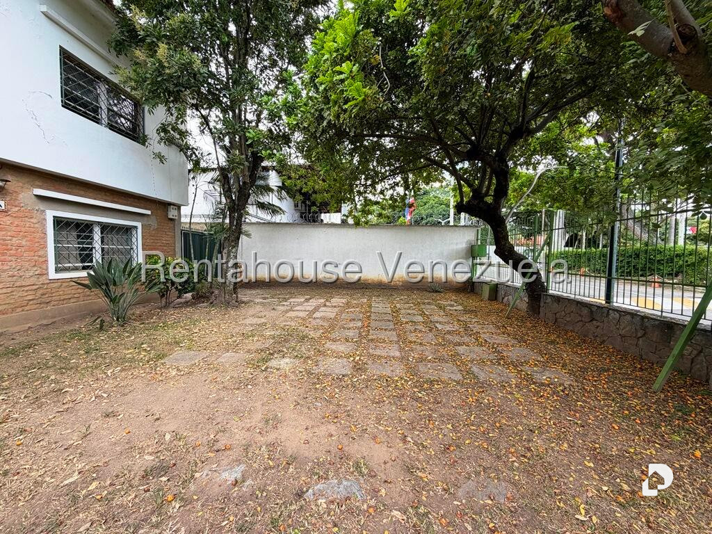Local comercial en Valle Arriba, Caracas – 1