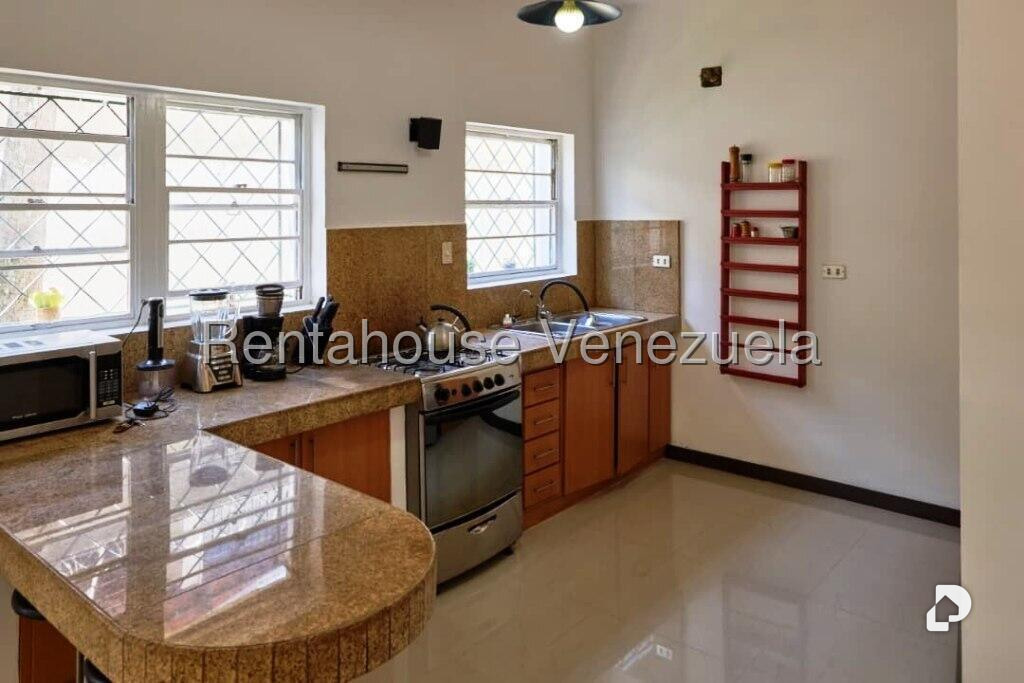 Local comercial en Valle Arriba, Caracas – 6