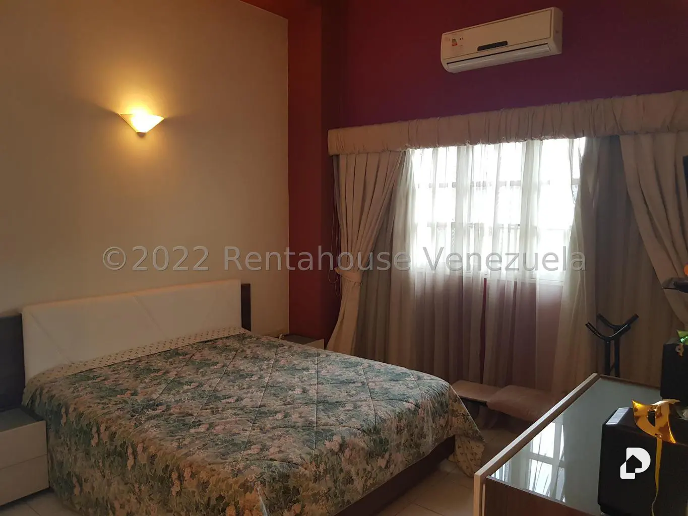 Casa en Miranda, Caracas – 29