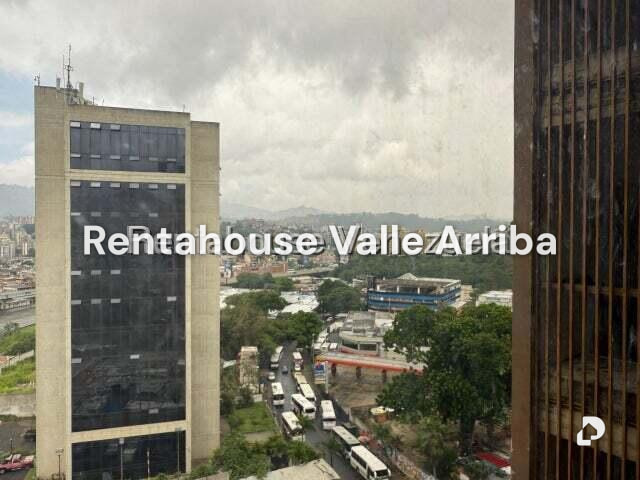 Office in La Urbina, Caracas – 13