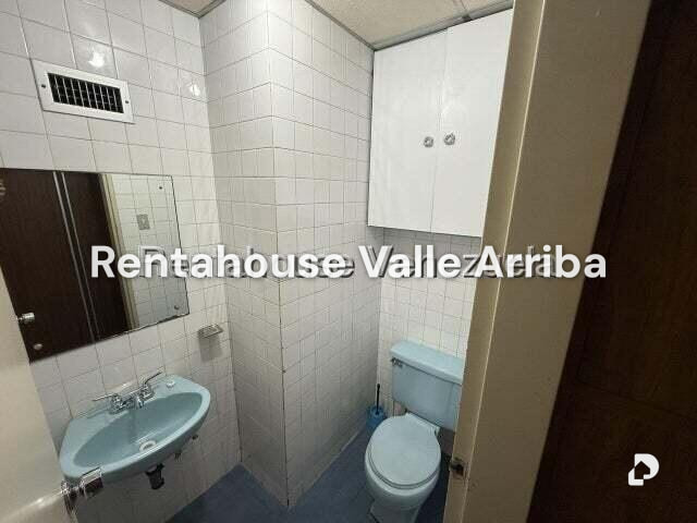 Office in La Urbina, Caracas – 14