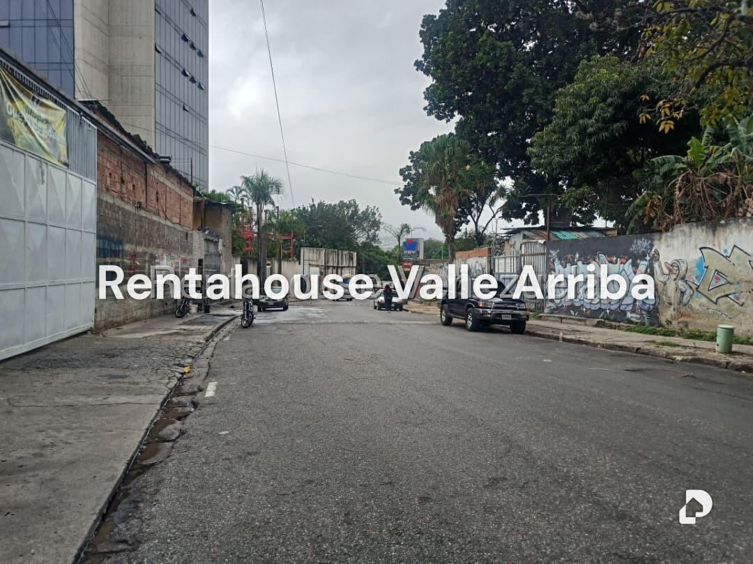 Office in La Urbina, Caracas – 16
