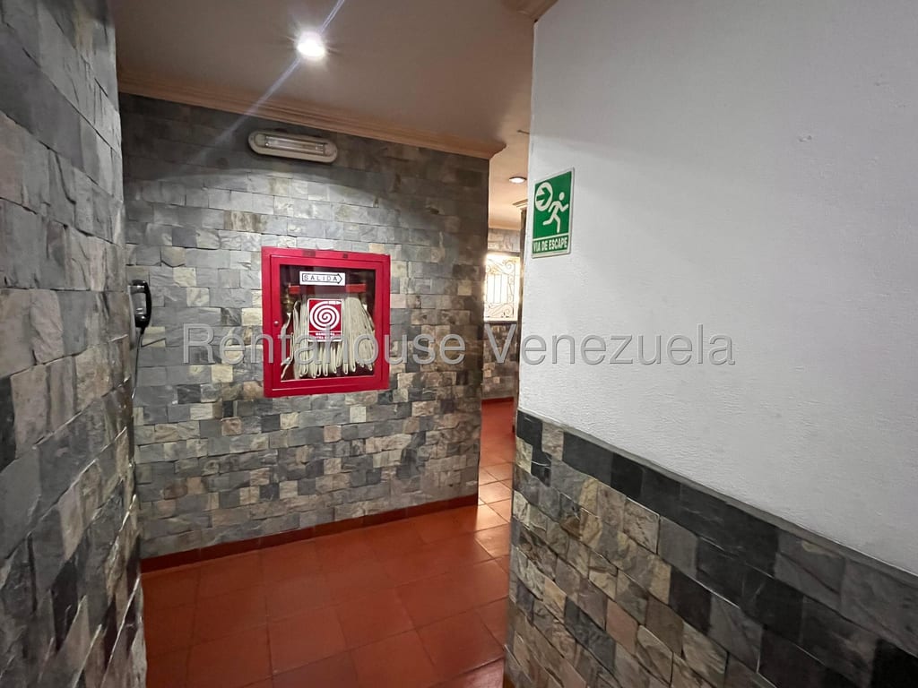 Edificio en Sabana Grande, Caracas