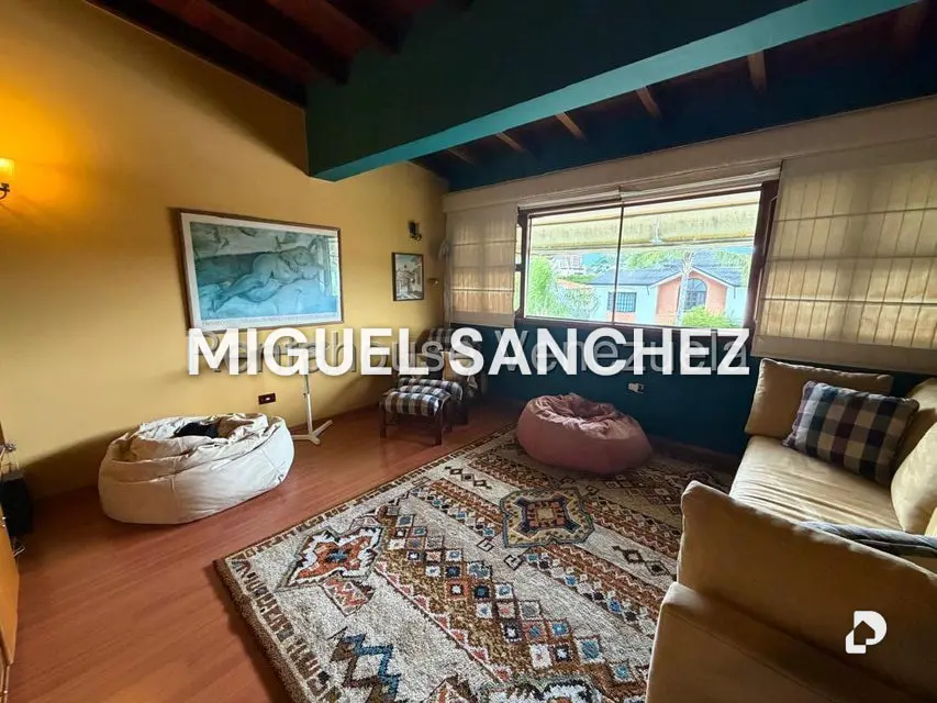 Casa en Los Samanes, Caracas – 26