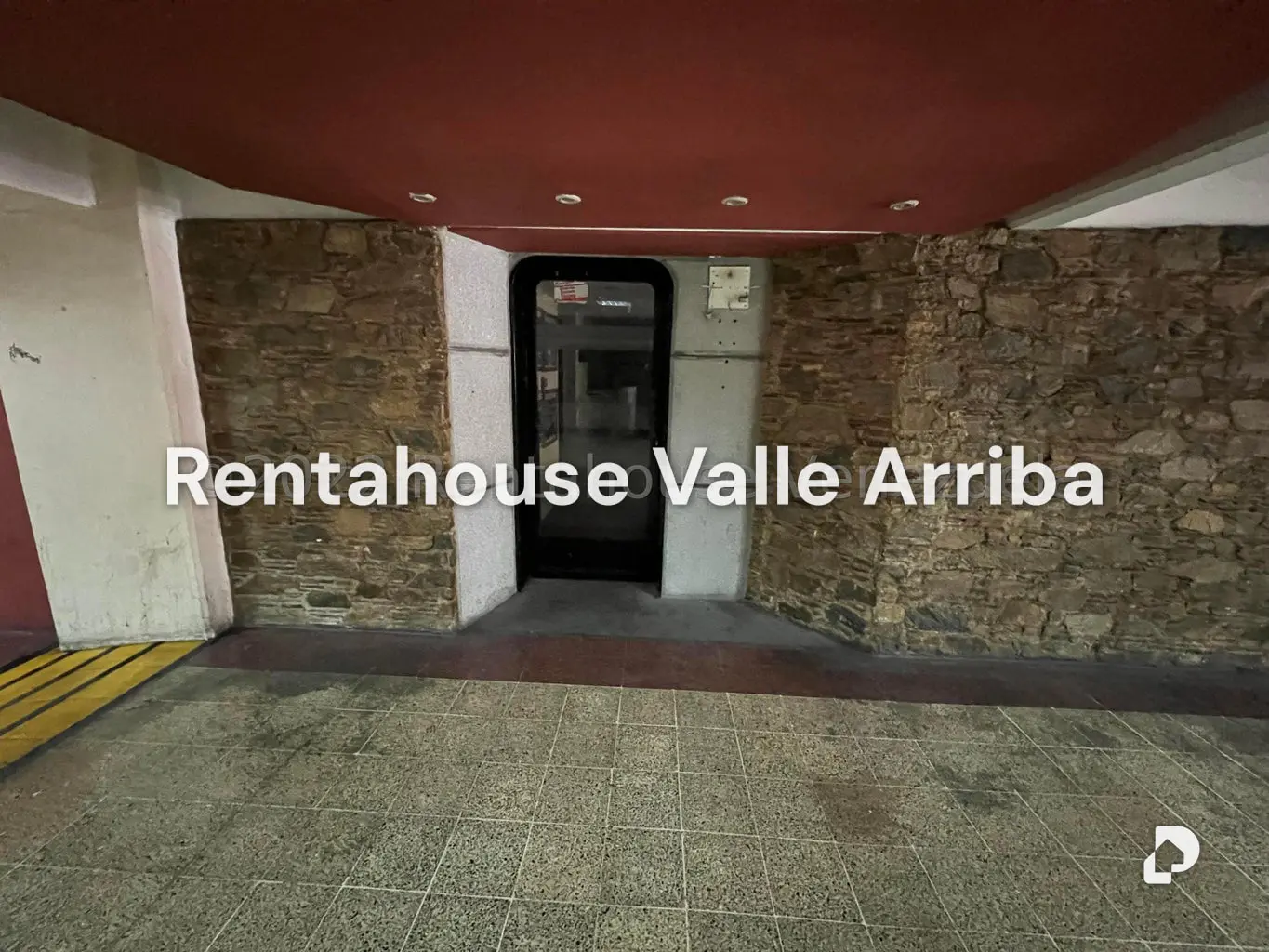 Local comercial en Los Palos Grandes, Caracas – 2
