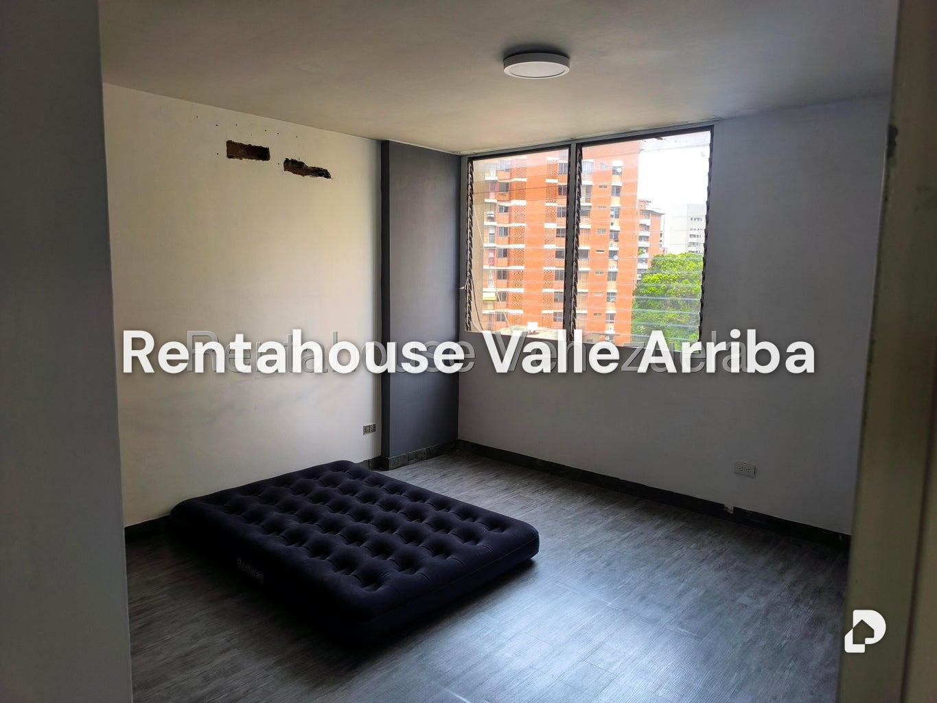 Apartamento en La Florida, Caracas – 24
