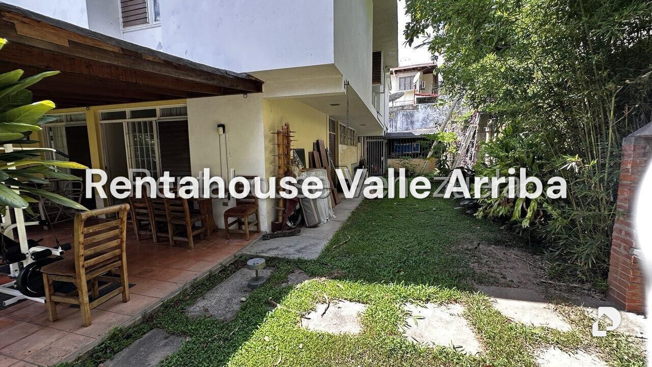 Casa en Prados del Este, Caracas – 24