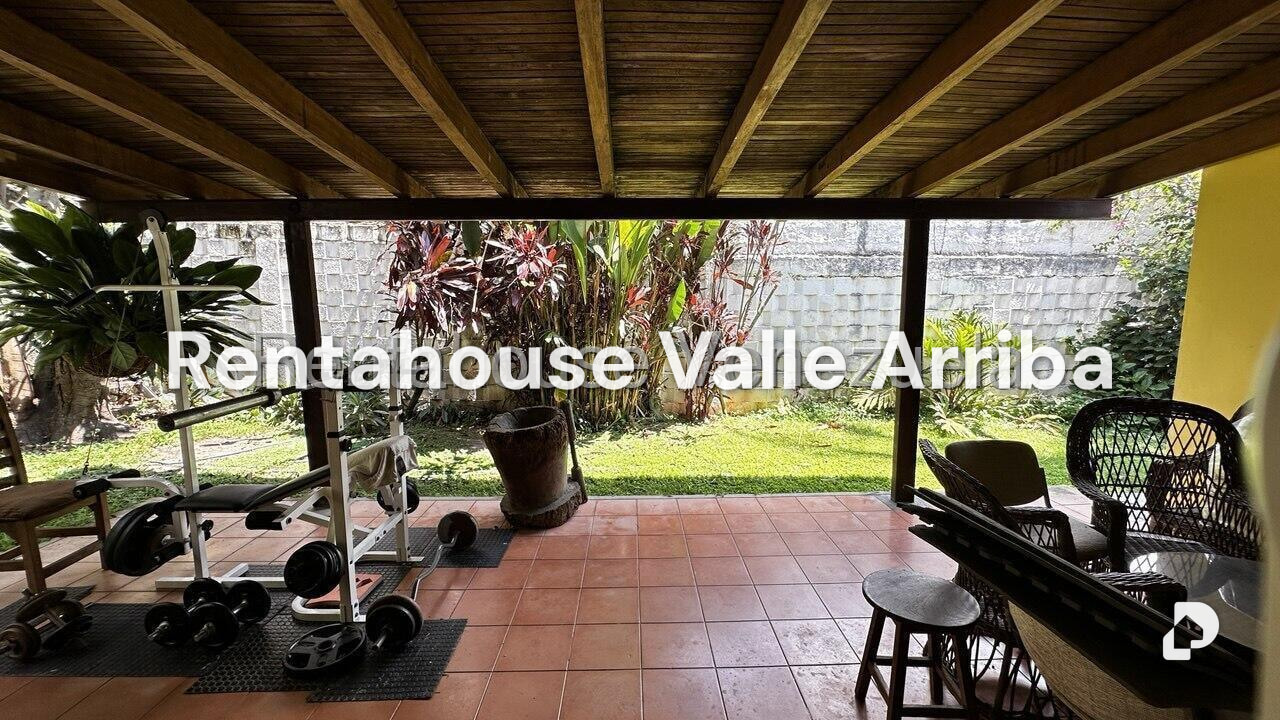 Casa en Prados del Este, Caracas – 23