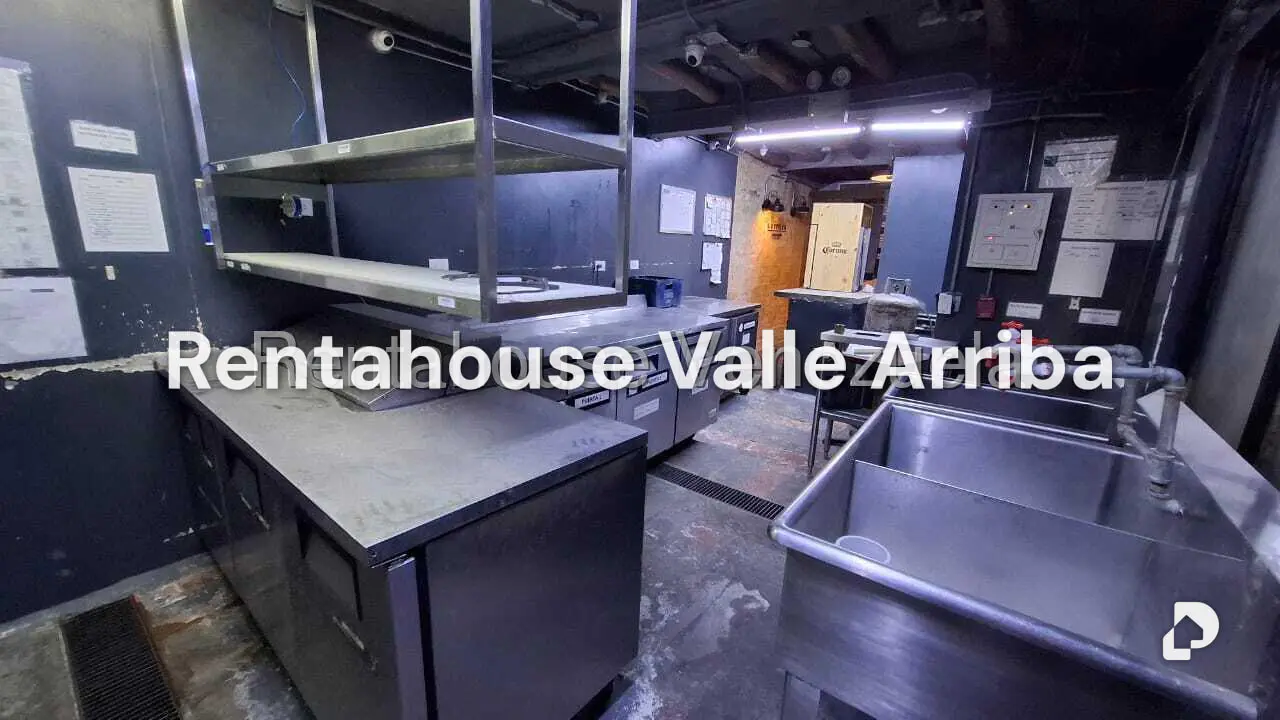 Local comercial en El Hatillo, Caracas – 26