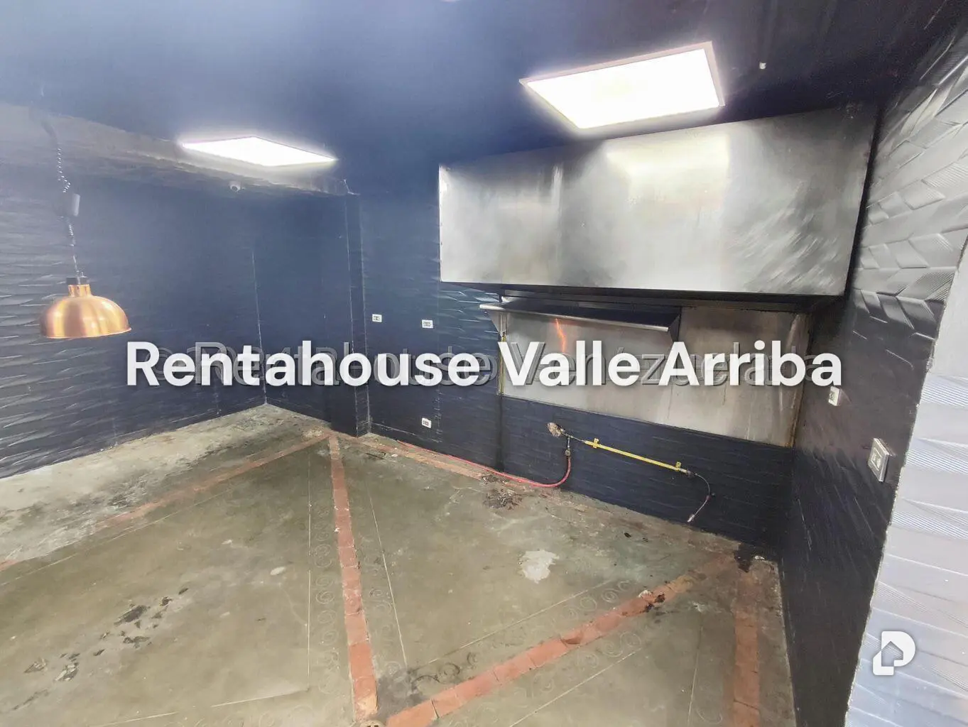 Local comercial en El Hatillo, Caracas – 23