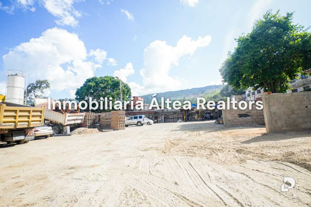 Terreno en Baruta, Caracas – 5