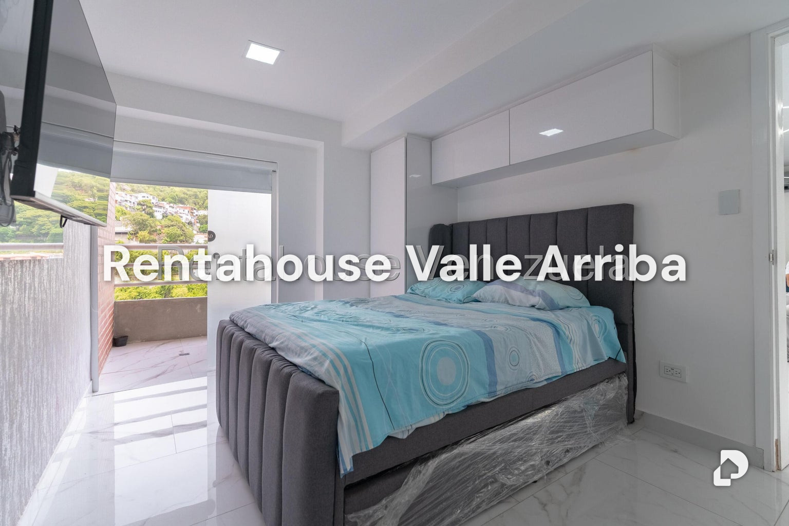 Penthouse en Urbanización Colinas de Los Chaguaramos, Caracas