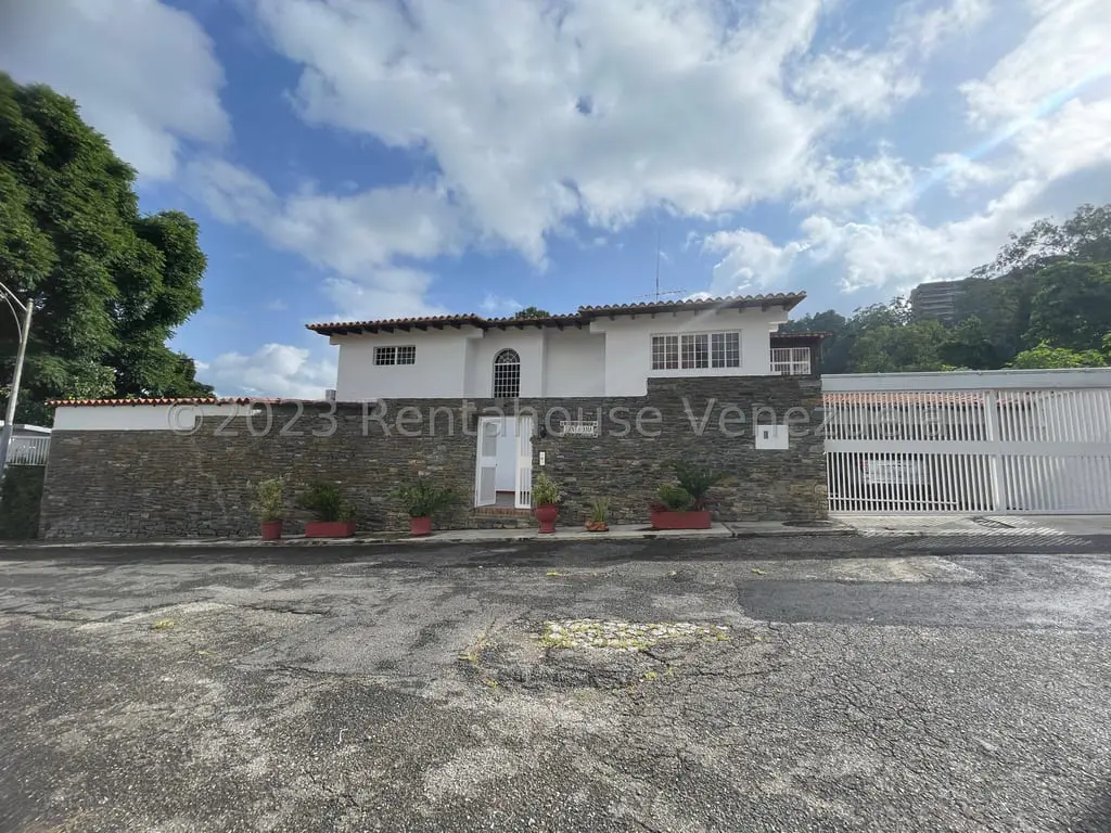 Casa en La Lagunita Country Club, Caracas - 1