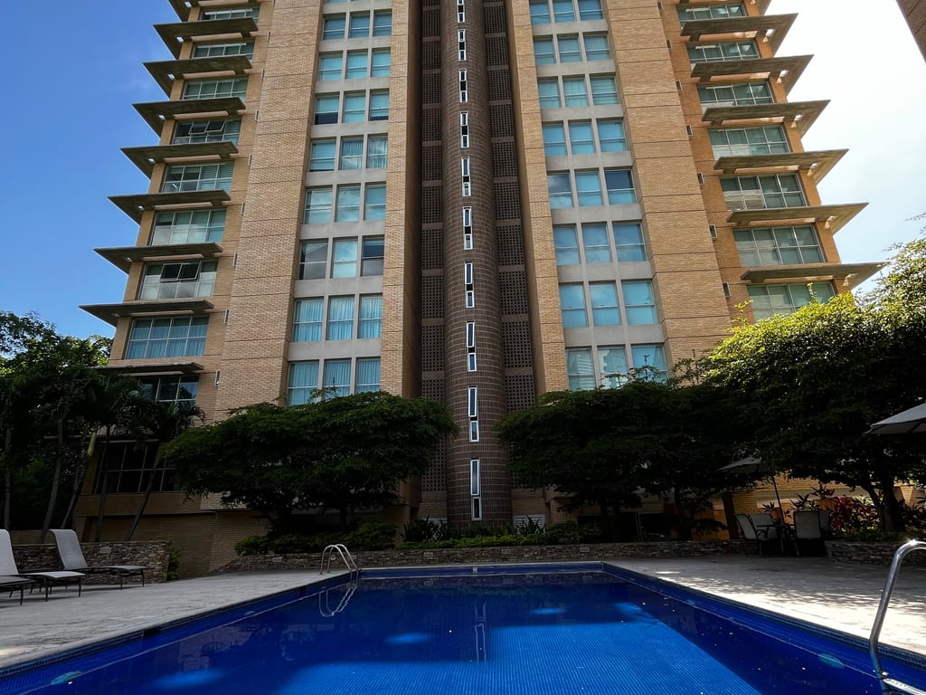 Apartamento en Campo Alegre, Caracas - 1