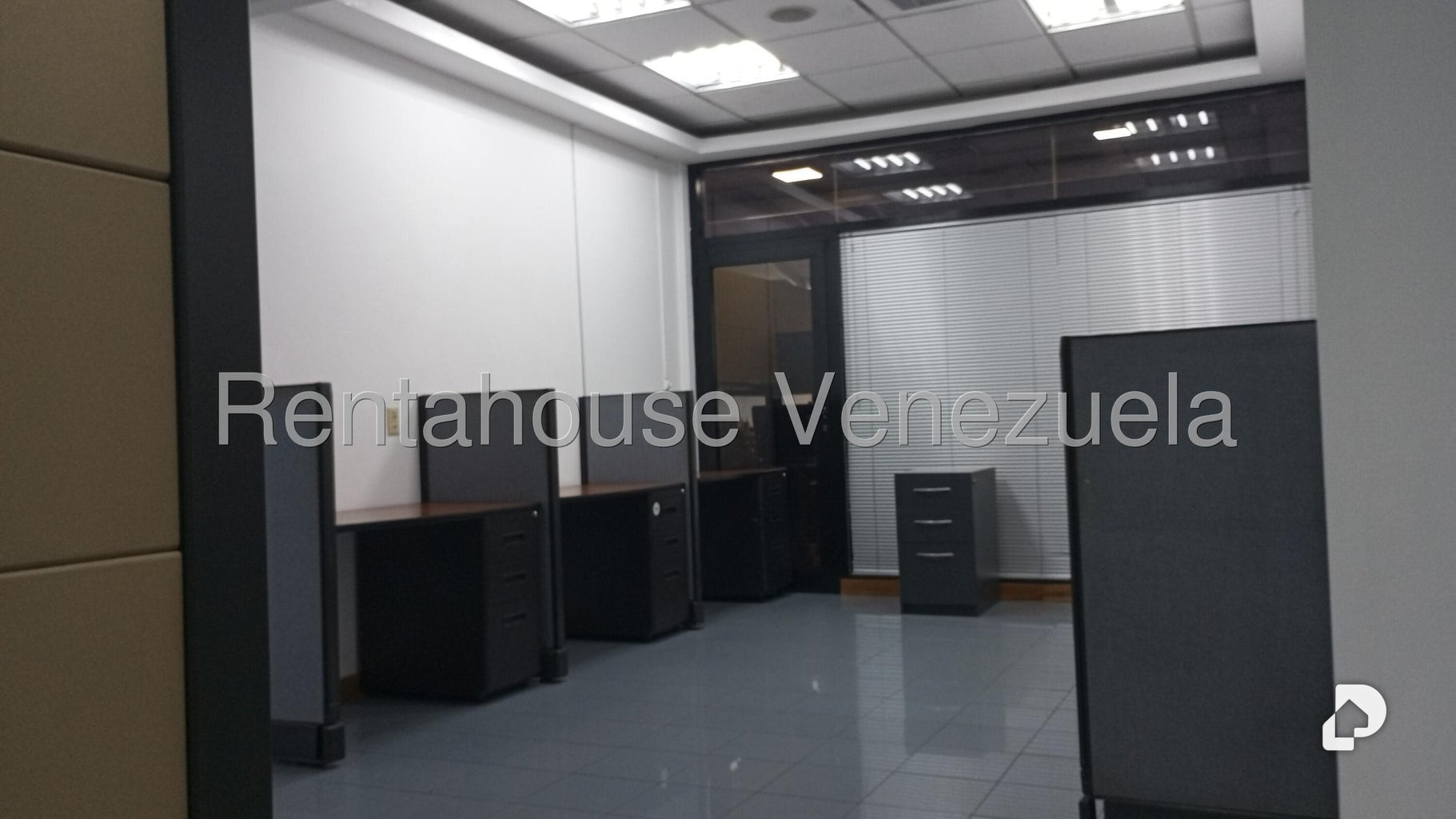 Oficina en La Urbina, Caracas – 22