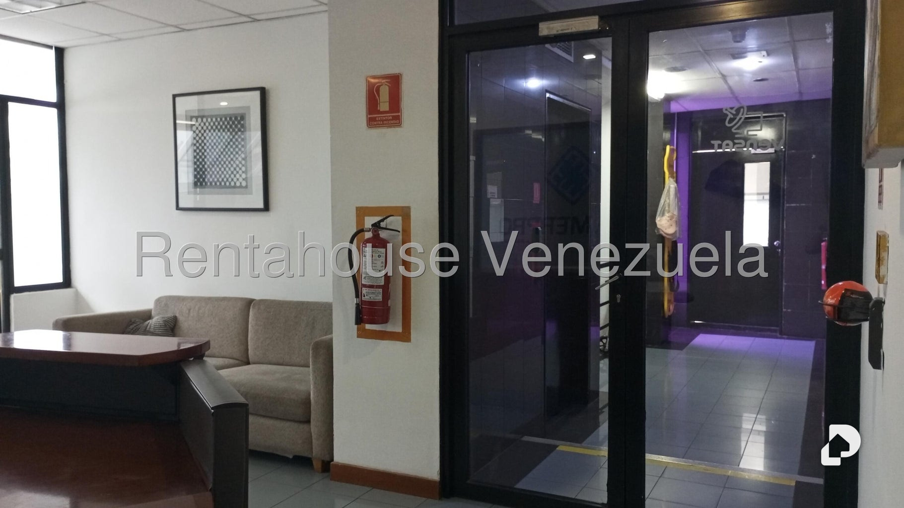 Oficina en La Urbina, Caracas – 15