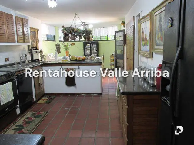 House in Monte Claro, Caracas – 11