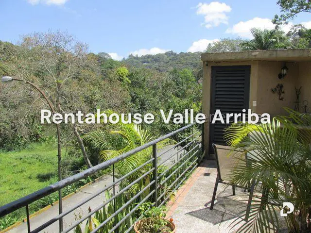 House in Monte Claro, Caracas – 24