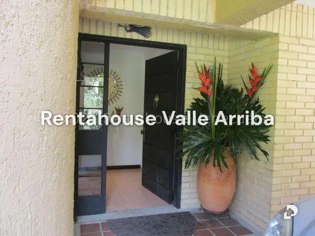House in Monte Claro, Caracas – 2
