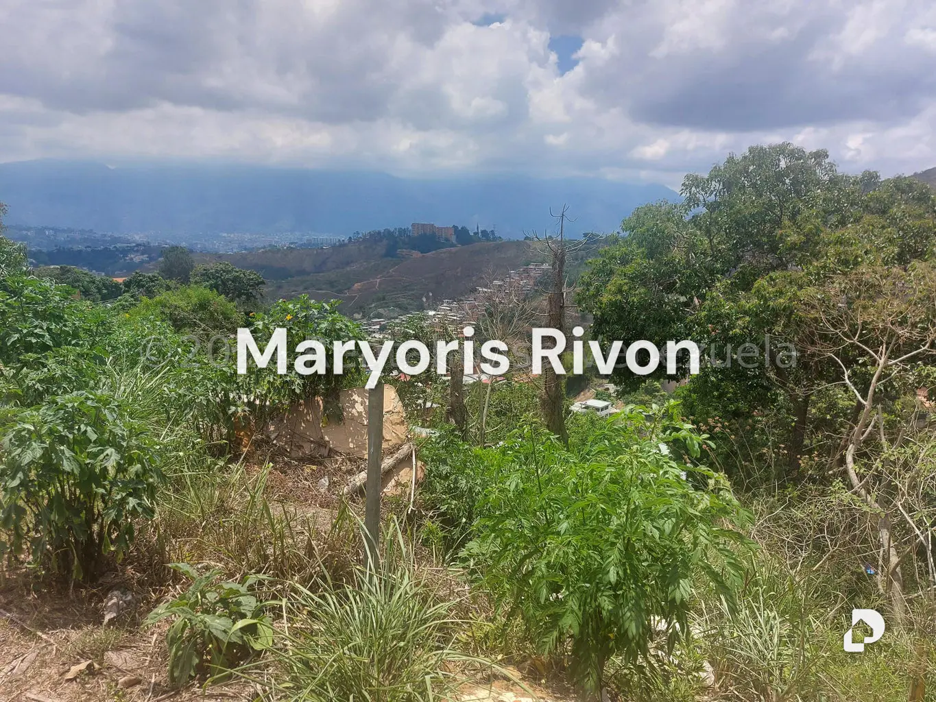 Terreno en El Placer, Caracas – 19