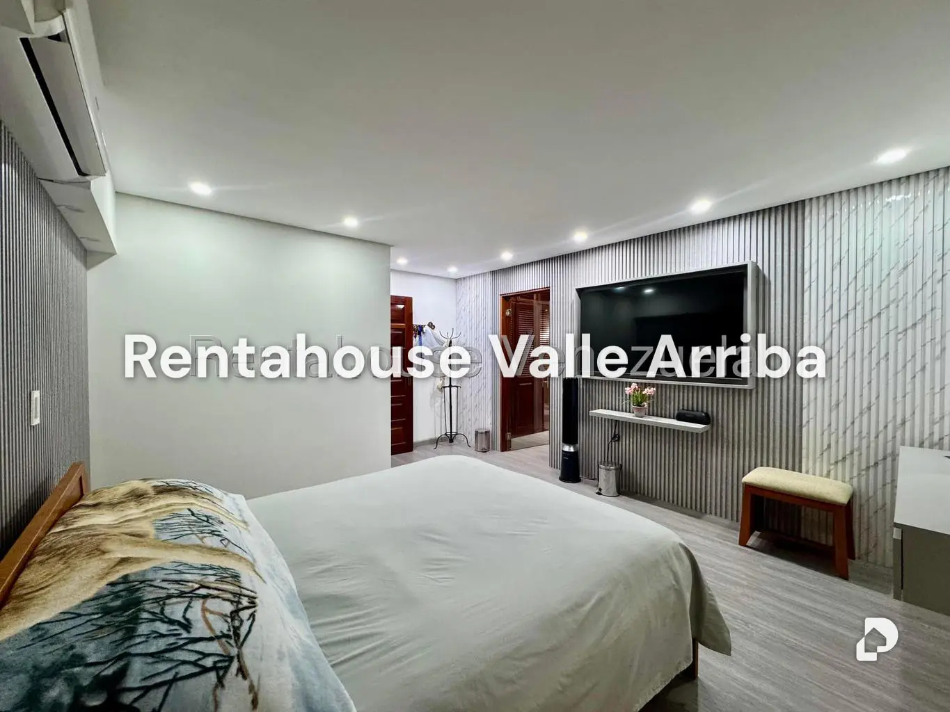 House in Colinas de Vista Alegre, Caracas – 29