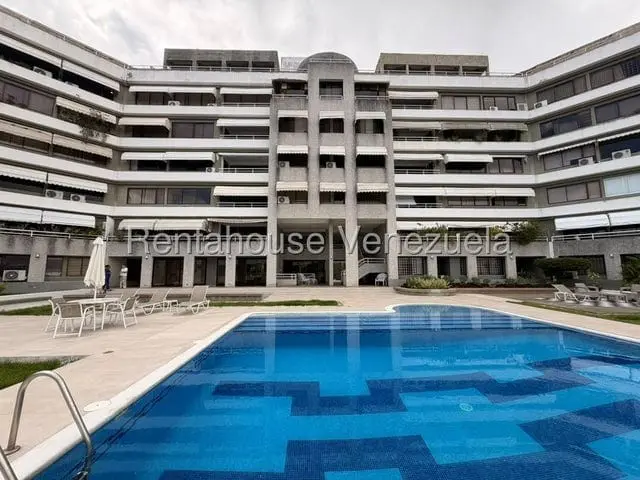Apartment in Los Samanes, Caracas - 1
