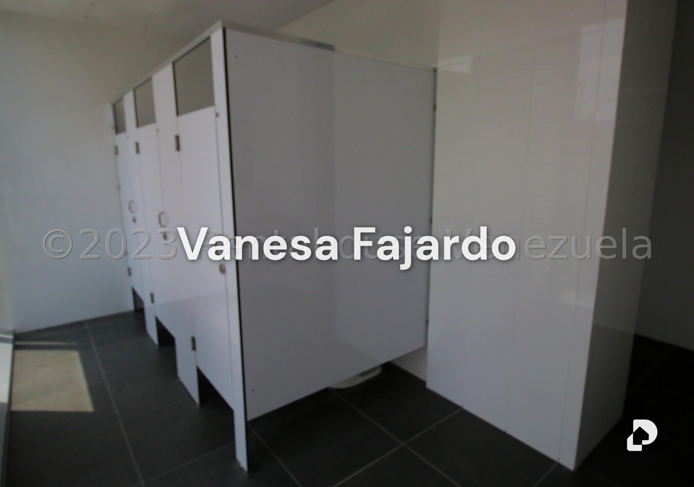 Oficina en Las Mercedes, Caracas – 14