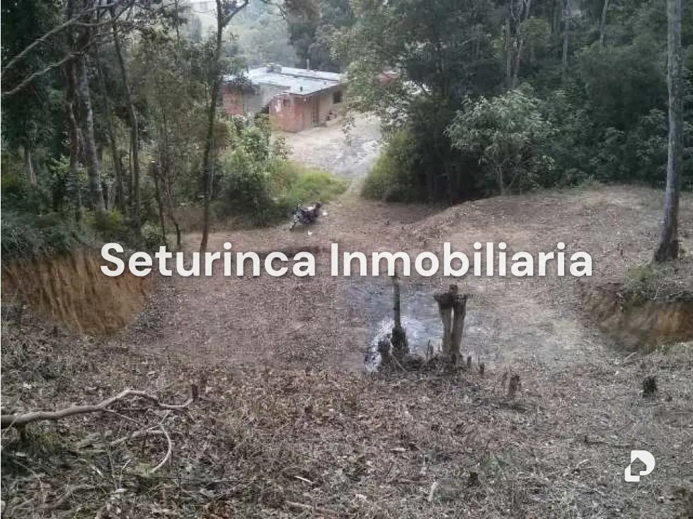 Land in El Junquito, Caracas – 6