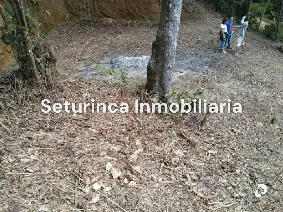 Land in El Junquito, Caracas – 9