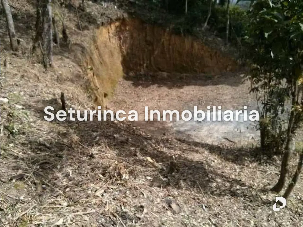 Land in El Junquito, Caracas – 4