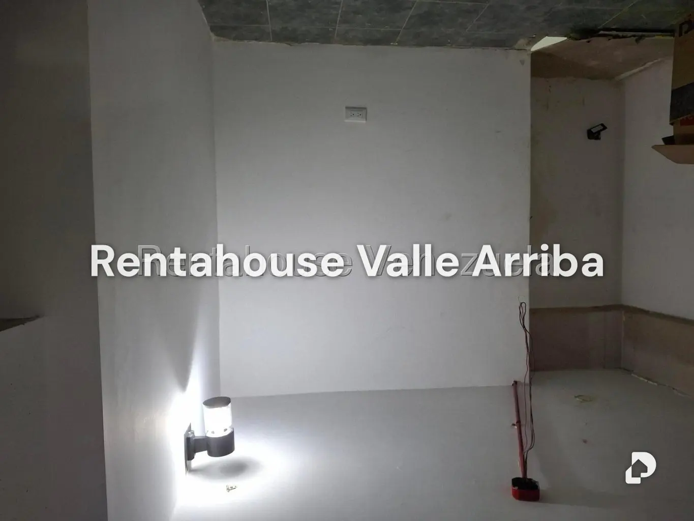 Local comercial en Chuao, Caracas – 10