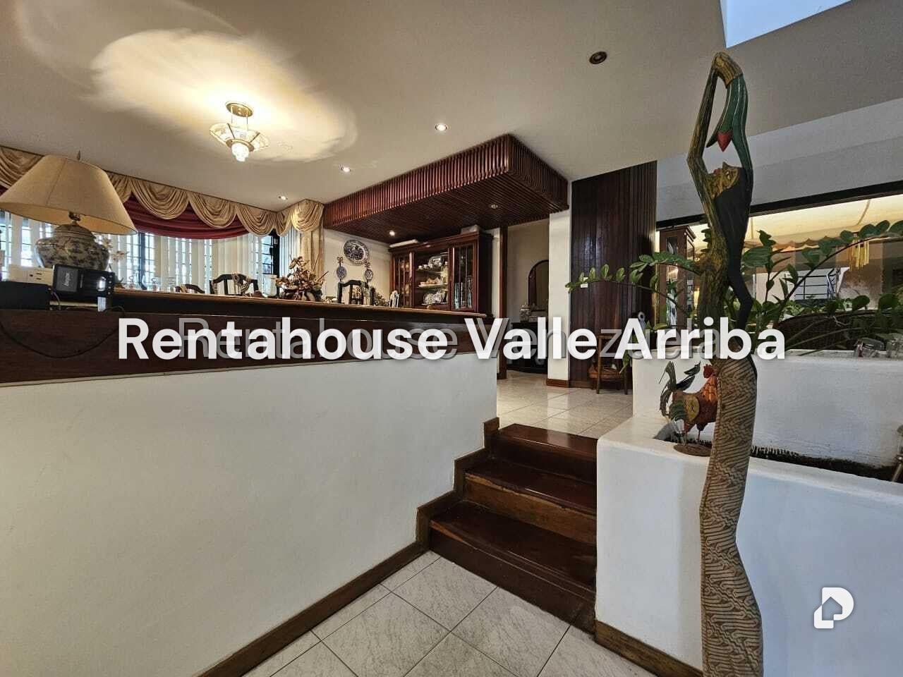 Casa en Alto Prado, Caracas – 12