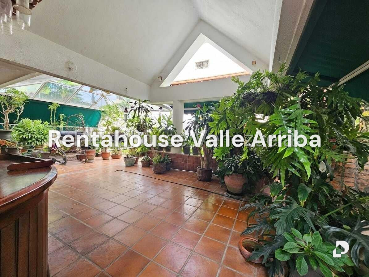 Casa en Alto Prado, Caracas – 27