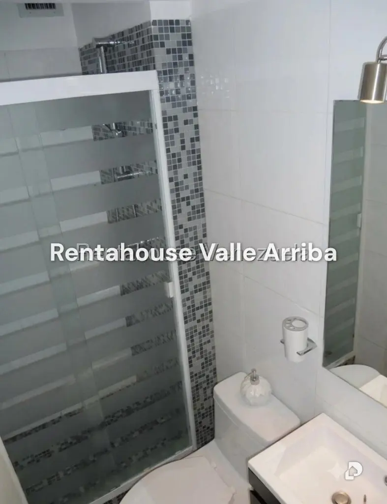 Apartamento en Los Palos Grandes, Caracas – 9