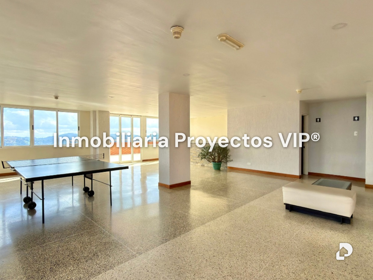 Apartamento en Loma Linda, Caracas – 13