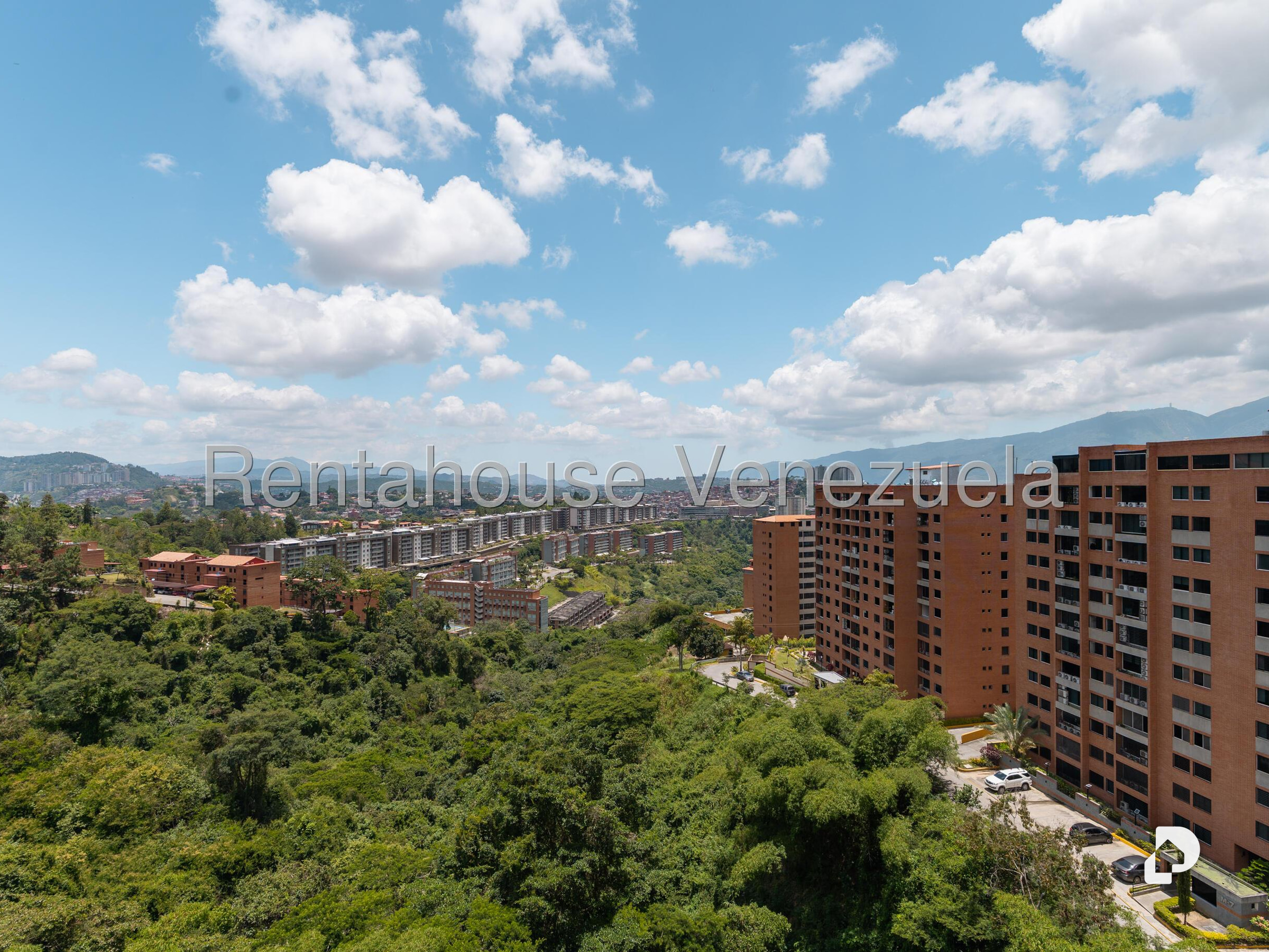 Apartamento en Colinas de La Tahona, Caracas