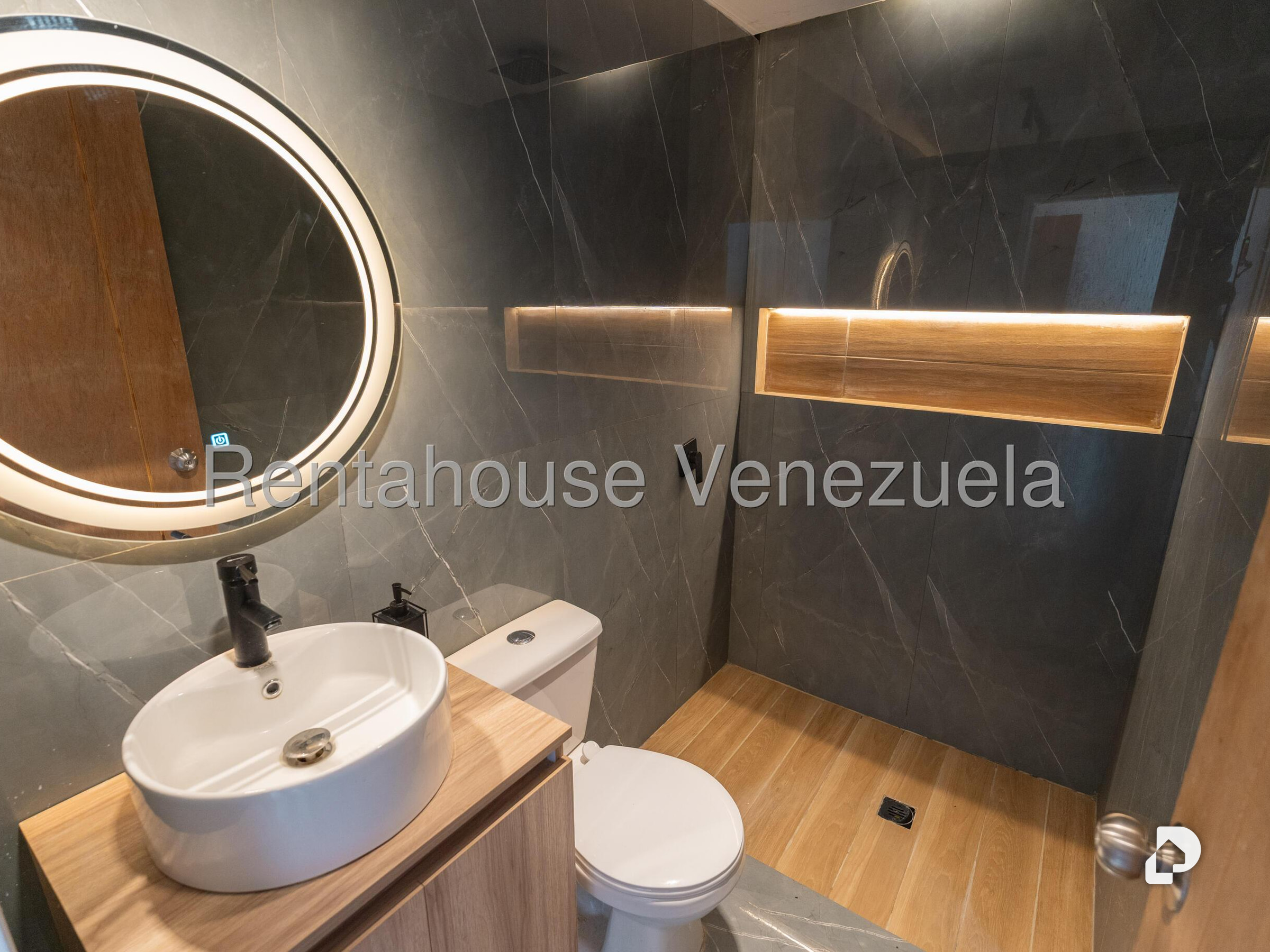 Apartamento en Colinas de La Tahona, Caracas