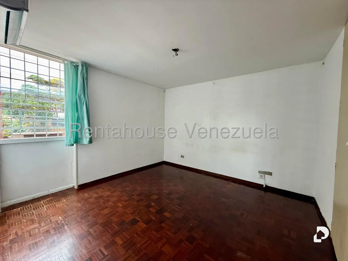 Apartamento en San Román, Caracas