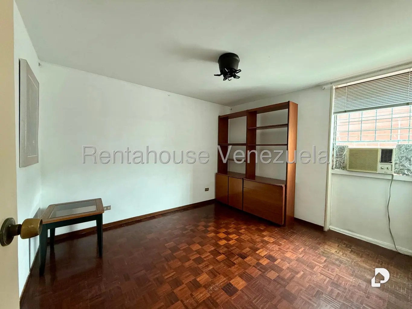 Apartamento en San Román, Caracas