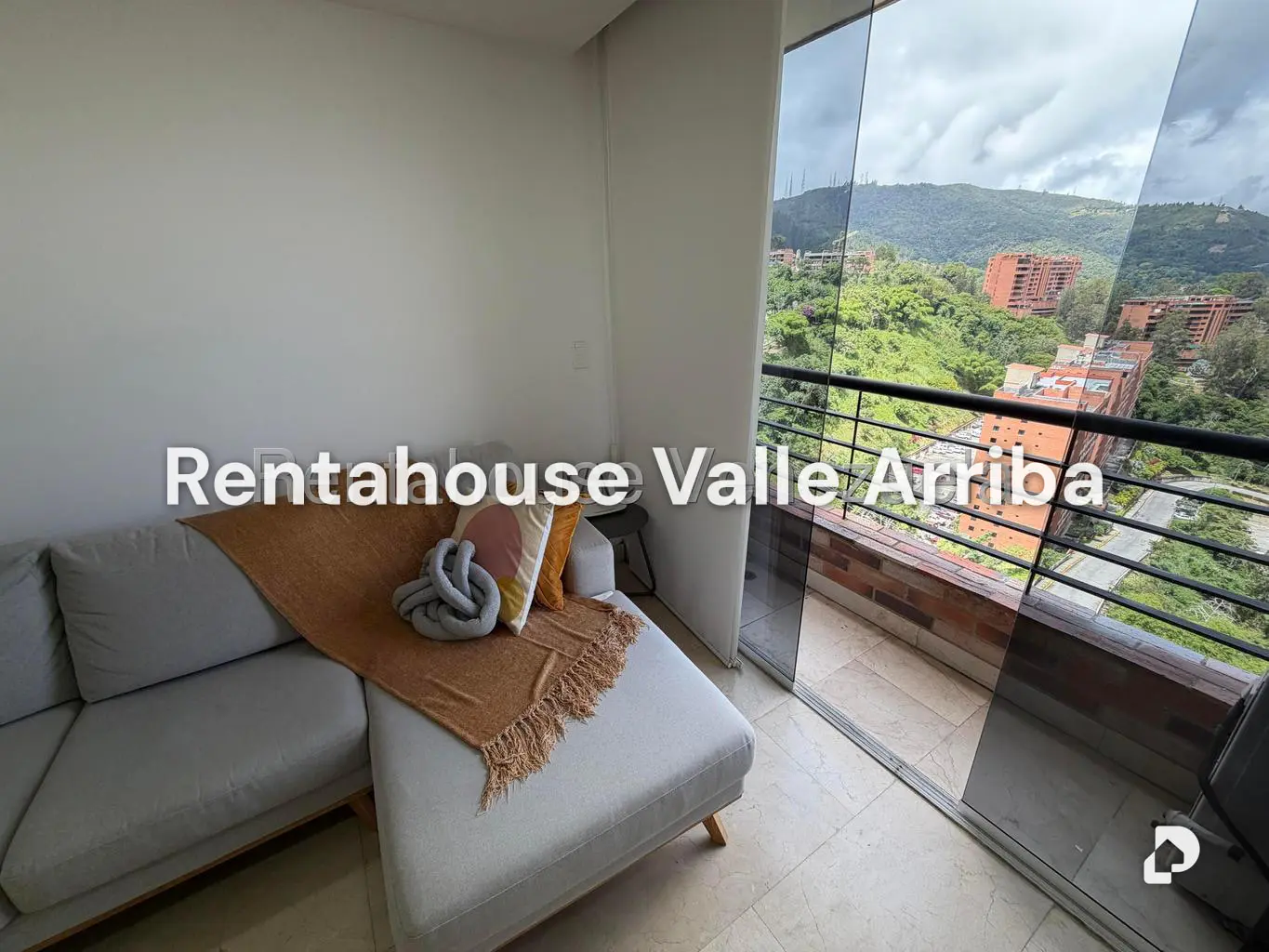 Apartamento en Colinas de La Tahona, Caracas – 11