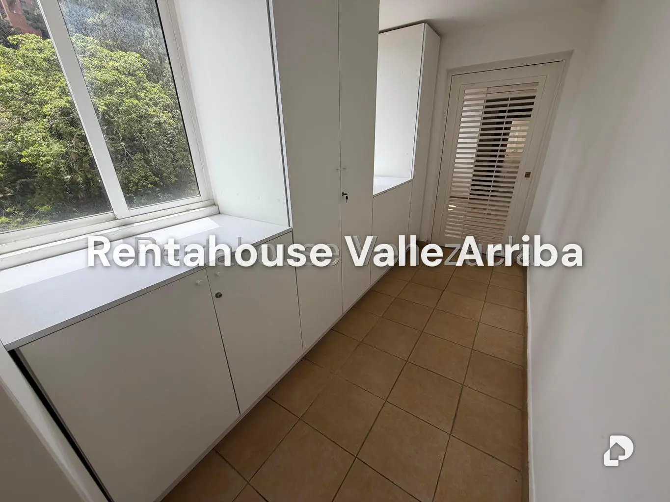 Apartamento en Colinas de La Tahona, Caracas – 2